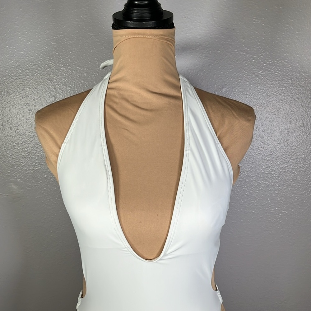 White plunge side cut out o- ring detail sexy glam Y2K one piece swimsuit sz S - Picture 4 of 7